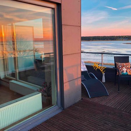 Sunset Dream Apartment With A Panoramic Seaview Haapsalu Esterno foto