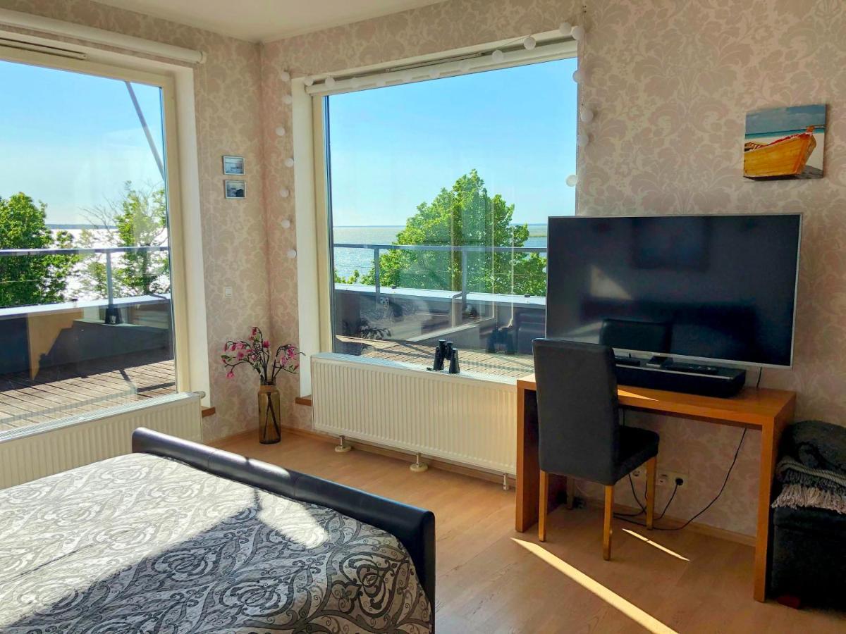 Sunset Dream Apartment With A Panoramic Seaview Haapsalu Esterno foto