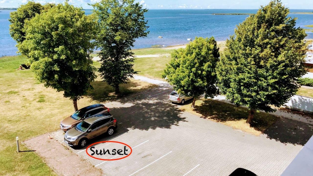 Sunset Dream Apartment With A Panoramic Seaview Haapsalu Esterno foto